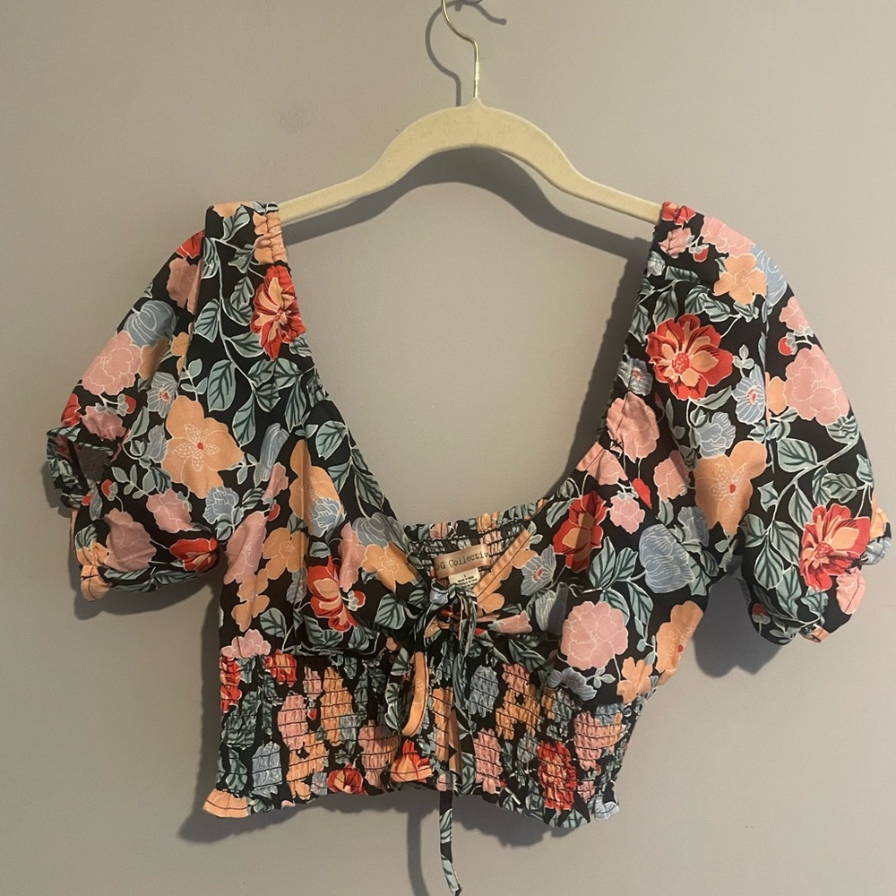 BOG‎ Collection Floral Crop Top large